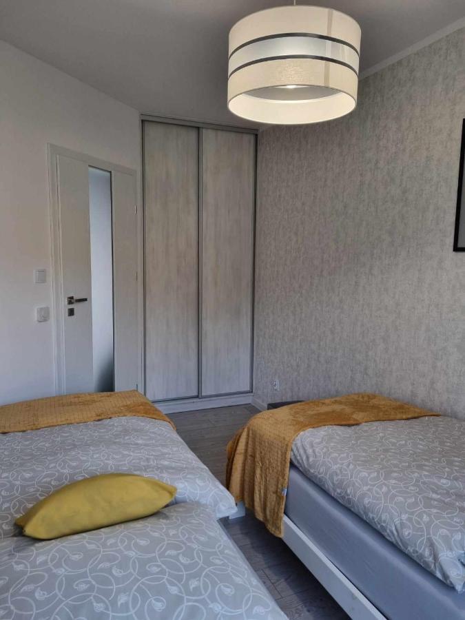 Domek Pod Swierkami -Apartament Swierkowy IV Kudowa-Zdrój Esterno foto